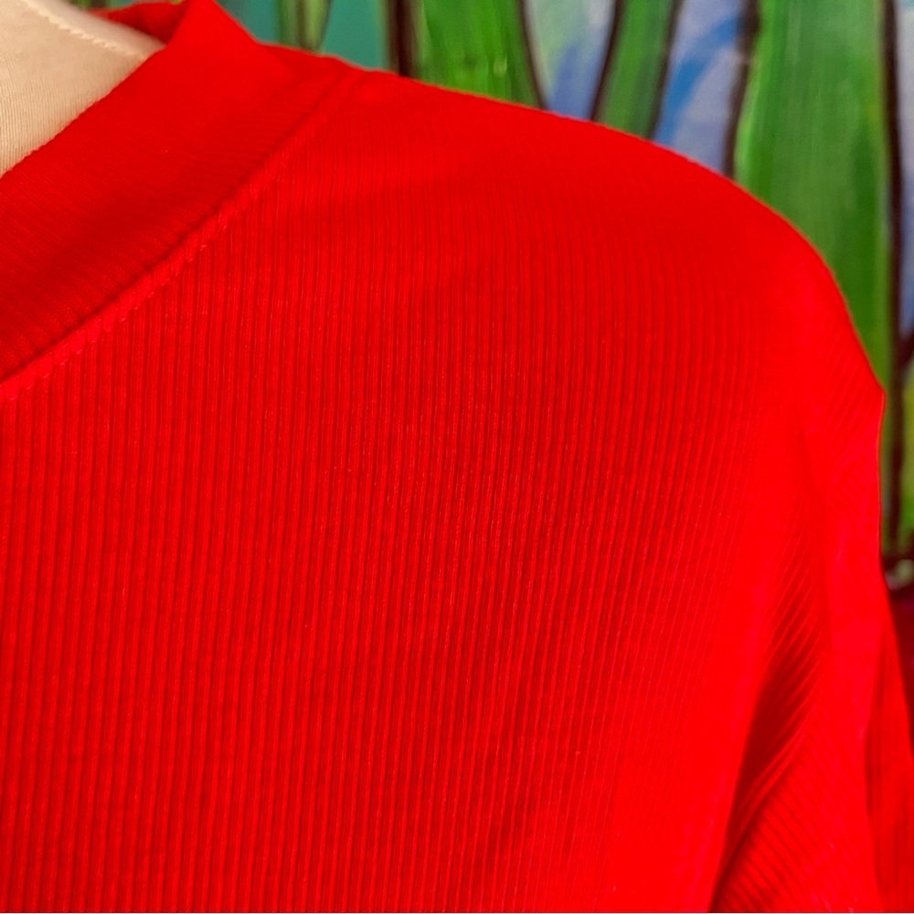 $10 SALE Bright Red Short Sleeve Ribbed Tee Casual Top Round Neck A New Day - Picture 3 of 7